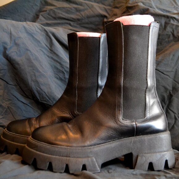 Thursday Boot Company, Women's Reign Chunky Boot, Size 9 US - Picture 1 of 3